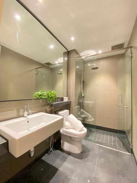 Kediaman Servis untuk Dijual di Vista Residences - Teddy Saw - Bathroom - PropertyGuru.com.my