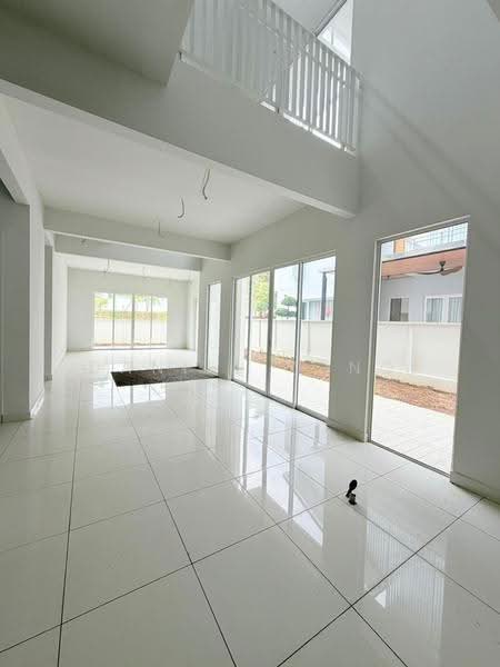 Semi-Detached House for Sale in Bandar Seri Alam (Masai) - Daniel Yong - Living Room - PropertyGuru.com.my