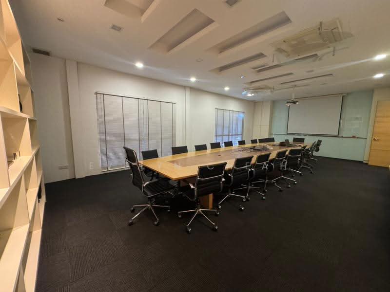 Semi-D Factory for Sale in Taman Perindustrian Kinrara (Bandar Kinrara) - Evelyn Cheah - PropertyGuru.com.my