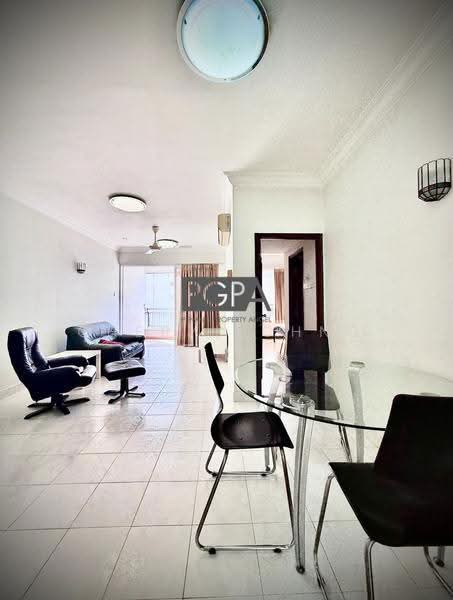 Kondominium untuk Dijual di Gurney Park Condominium - Cheryl Chng - Living Room - PropertyGuru.com.my