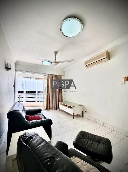 Kondominium untuk Dijual di Gurney Park Condominium - Cheryl Chng - Living Room - PropertyGuru.com.my