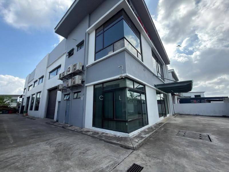 Semi-D Factory for Sale in Iskandar Puteri (Nusajaya) (Johor) - Vic Lim - Exterior - PropertyGuru.com.my