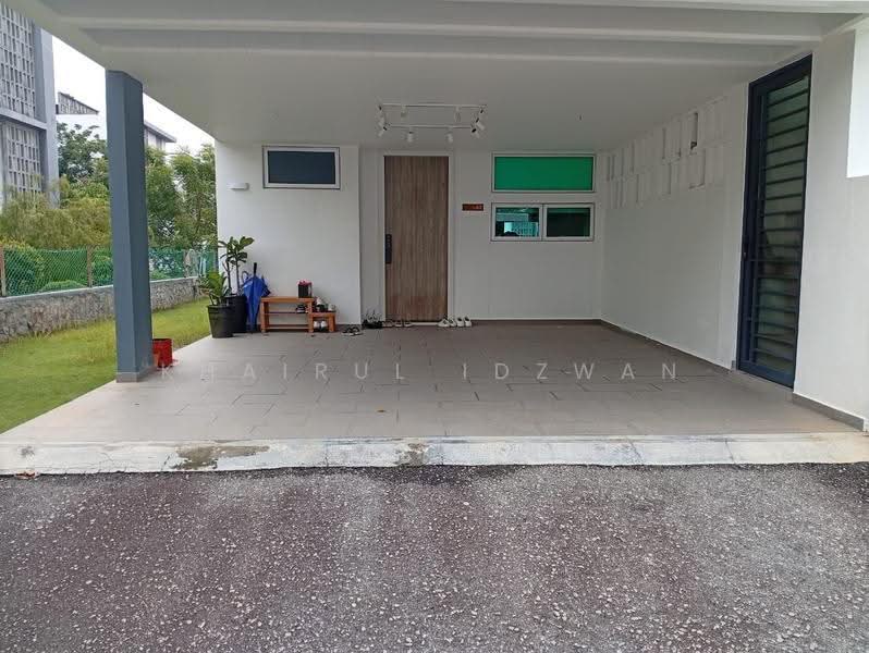 Semi-Detached House for Sale in Seremban 2 (Negeri Sembilan) - Khairul Idzwan - Exterior - PropertyGuru.com.my
