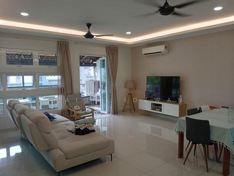 Semi-Detached House for Sale in Seremban 2 (Negeri Sembilan) - Khairul Idzwan - Living Room - PropertyGuru.com.my