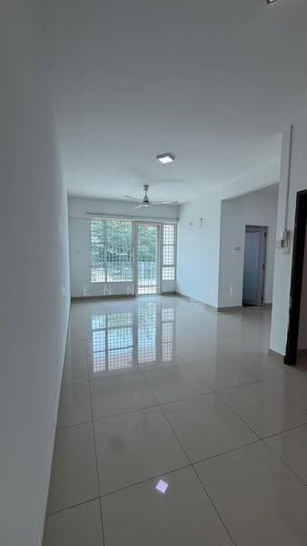 2-storey Terraced House for Sale in Bandar Sungai Long (Selangor) - Kenny Lai - Living Room - PropertyGuru.com.my