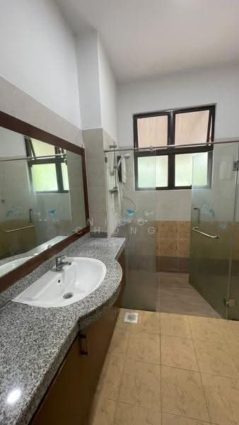 Rumah Kluster untuk Dijual di Taman Mount Austin (Tebrau) - Nico Chong - Bathroom - PropertyGuru.com.my