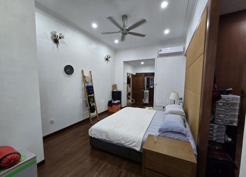 2-storey Terraced House for Sale in Bukit Jelutong (Shah Alam) - Fazri Omar - PropertyGuru.com.my