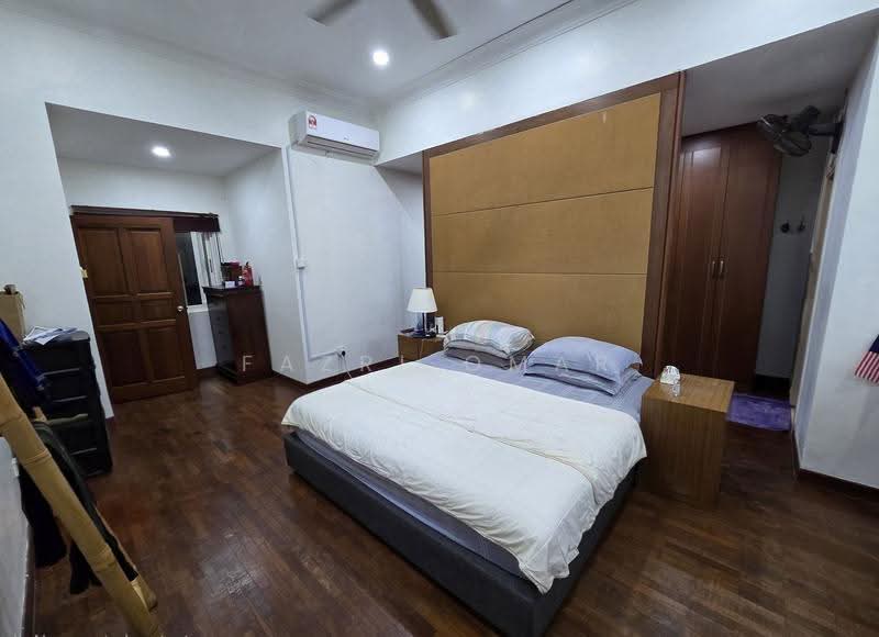 2-storey Terraced House for Sale in Bukit Jelutong (Shah Alam) - Fazri Omar - PropertyGuru.com.my