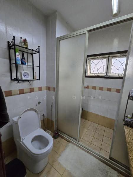 2-storey Terraced House for Sale in Bukit Jelutong (Shah Alam) - Fazri Omar - PropertyGuru.com.my