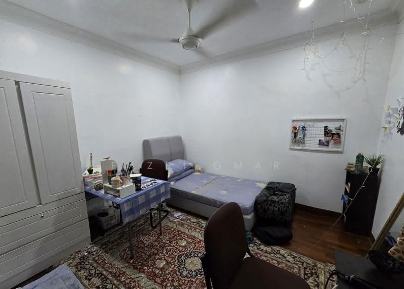 2-storey Terraced House for Sale in Bukit Jelutong (Shah Alam) - Fazri Omar - PropertyGuru.com.my