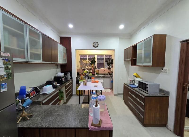 2-storey Terraced House for Sale in Bukit Jelutong (Shah Alam) - Fazri Omar - PropertyGuru.com.my