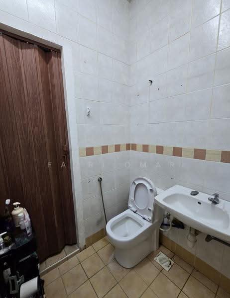 2-storey Terraced House for Sale in Bukit Jelutong (Shah Alam) - Fazri Omar - PropertyGuru.com.my