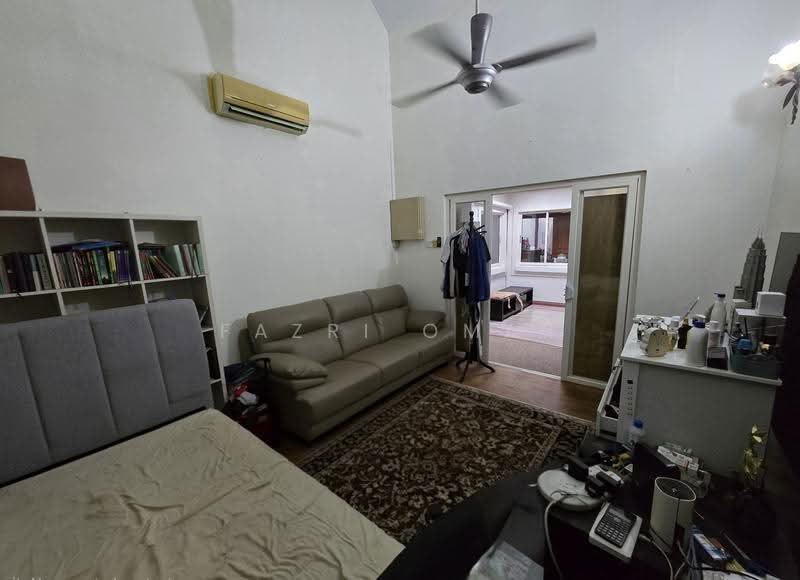 2-storey Terraced House for Sale in Bukit Jelutong (Shah Alam) - Fazri Omar - PropertyGuru.com.my