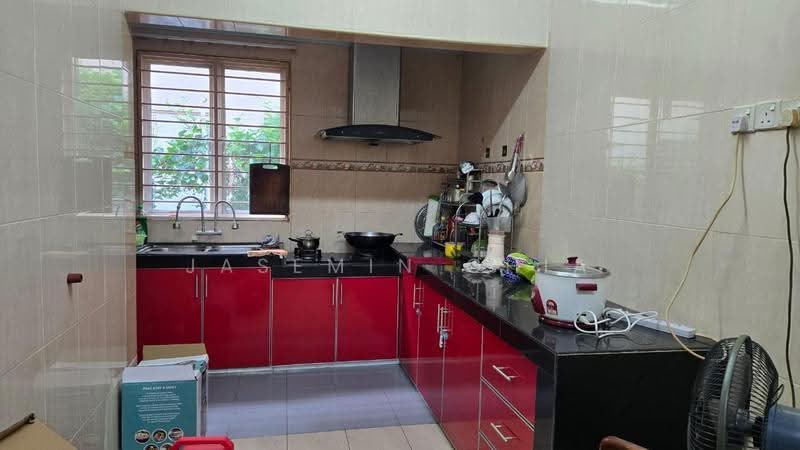 2.5-storey Terraced House for Sale in Laman Rimbunan (Kepong) - Jasemin Chia - Kitchen - PropertyGuru.com.my