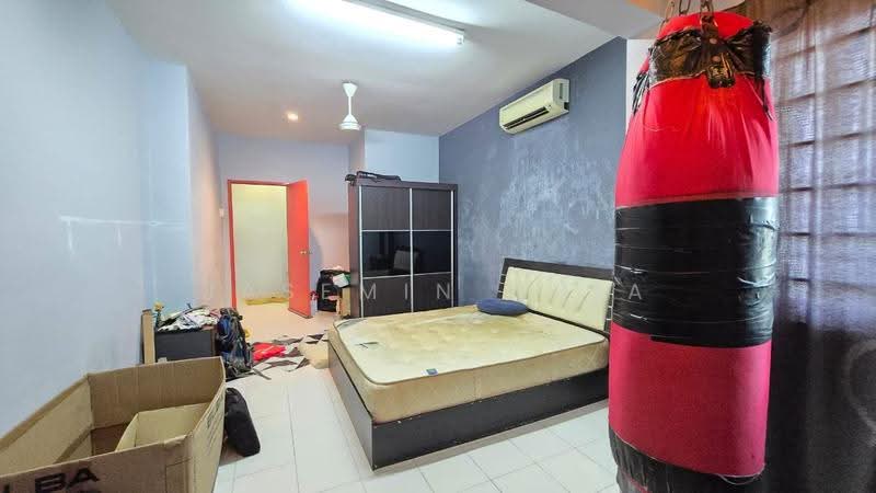 2.5-storey Terraced House for Sale in Laman Rimbunan (Kepong) - Jasemin Chia - Bedroom - PropertyGuru.com.my