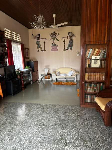 Bungalow House untuk Dijual di Seksyen 11 (Petaling Jaya) - Alvin Seah - Living Room - PropertyGuru.com.my