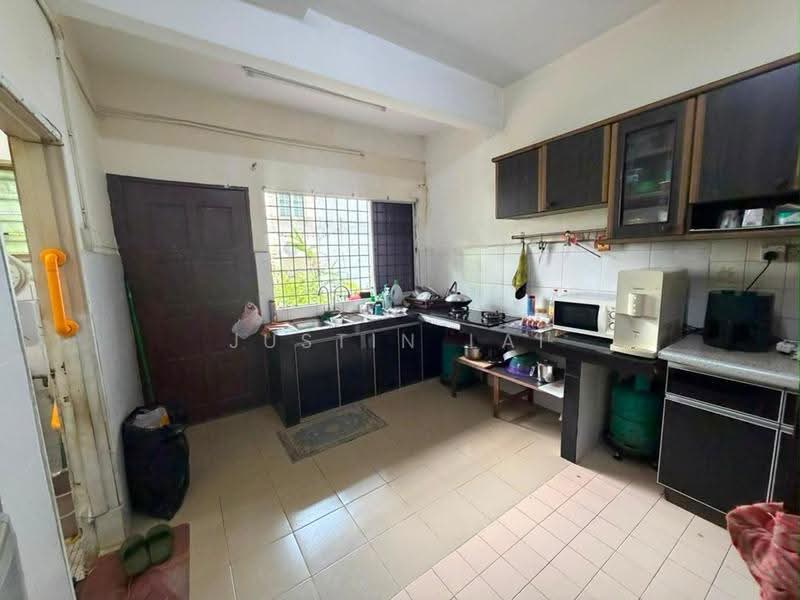 Rumah Teres 2-Tingkat untuk Dijual di Bandar Sri Damansara (Selangor) - Justin Lai - Kitchen - PropertyGuru.com.my
