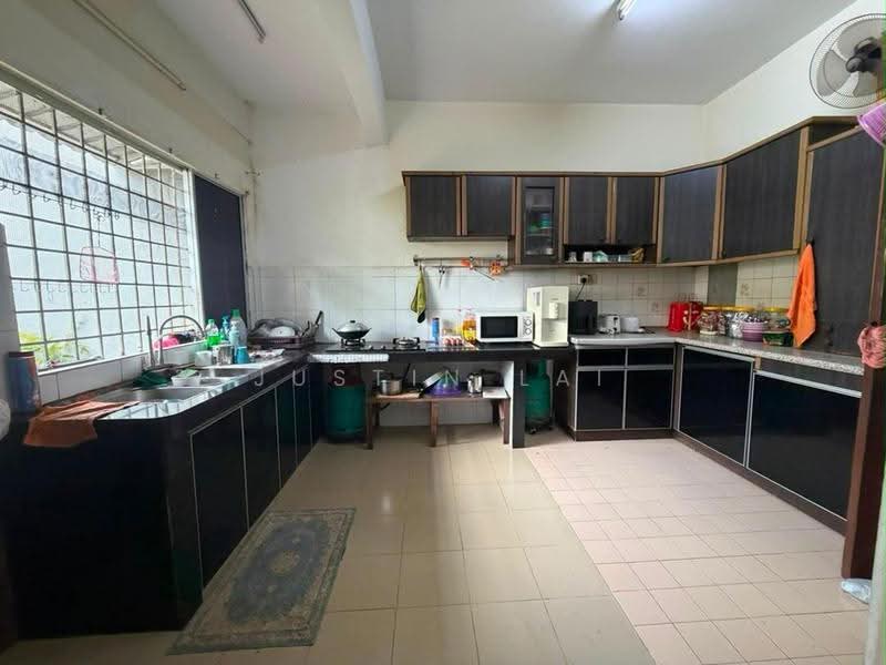 Rumah Teres 2-Tingkat untuk Dijual di Bandar Sri Damansara (Selangor) - Justin Lai - Kitchen - PropertyGuru.com.my