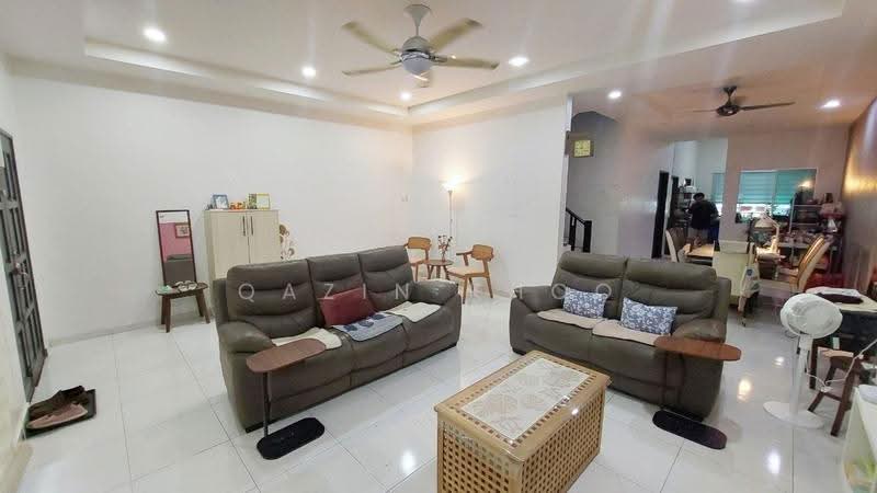 Rumah Teres 2-Tingkat untuk Dijual di Gunung Rapat (Ipoh) - Qazin Khoo - Living Room - PropertyGuru.com.my