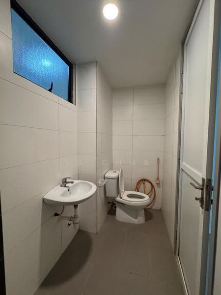 Condominium for Sale at Wellesley Residences - LS Chua - Bathroom - PropertyGuru.com.my