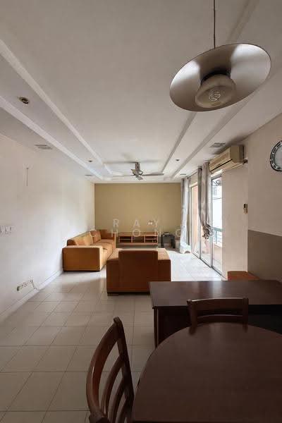 Kondominium untuk Dijual di Vista Tasik - Ray Chong - Living Room - PropertyGuru.com.my