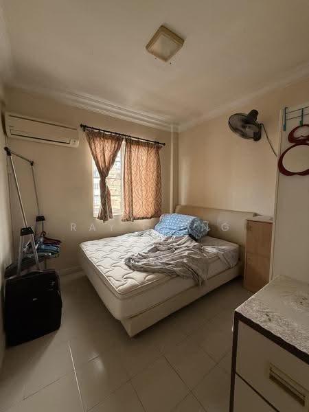Kondominium untuk Dijual di Vista Tasik - Ray Chong - Bedroom - PropertyGuru.com.my