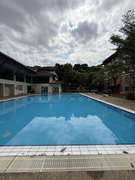 Kondominium untuk Dijual di Vista Tasik - Ray Chong - Swimming Pool - PropertyGuru.com.my