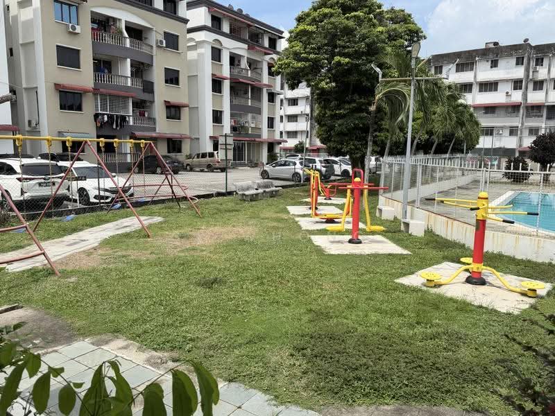 Pangsapuri untuk Dijual di Taman Pandan Apartment - SP Whong - Exterior - PropertyGuru.com.my