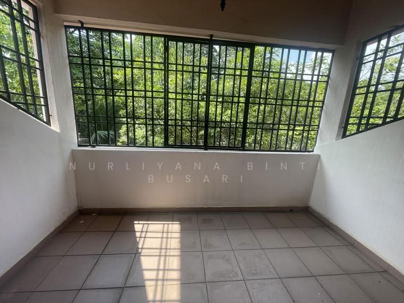 2-storey Terraced House for Sale in Bukit Jelutong (Shah Alam) - Nurliyana Binti Busari - Balcony - PropertyGuru.com.my