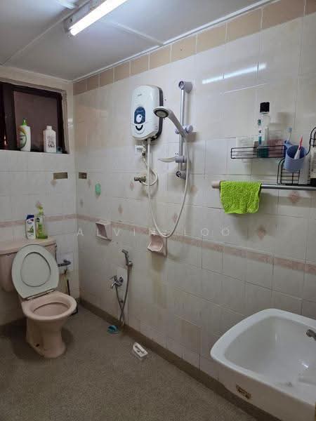 Kondominium untuk Disewa di Vista Komanwel C - Alvin Loo - Bathroom - PropertyGuru.com.my