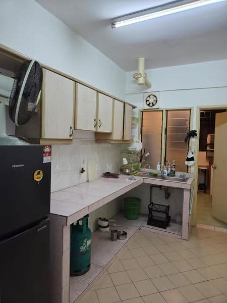 Kondominium untuk Disewa di Vista Komanwel C - Alvin Loo - Kitchen - PropertyGuru.com.my
