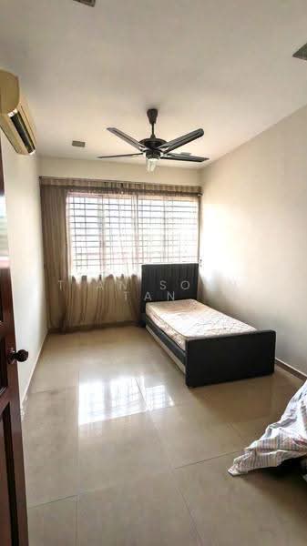 2-storey Terraced House for Sale in Taman Lucky (Bangsar) - Tian Soon Tan - Bedroom - PropertyGuru.com.my