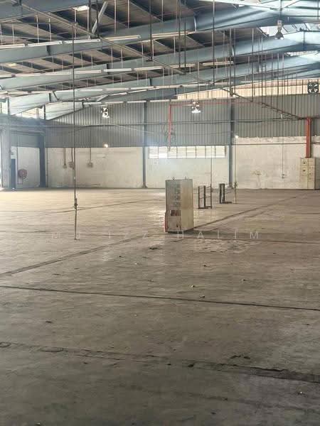 Warehouse for Rent in Seksyen 26, HICOM Industrial Estate (Shah Alam) - Mu'izz Halim - Interior - PropertyGuru.com.my