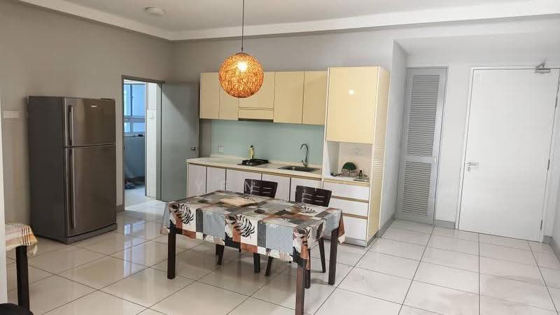 Kediaman Servis untuk Dijual di V Residence 3 @ Sunway Velocity - Yen Lim - Kitchen - PropertyGuru.com.my