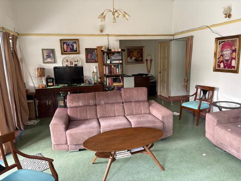Bungalow House untuk Dijual di Petaling Jaya (Selangor) - Theresa De Silva - Living Room - PropertyGuru.com.my