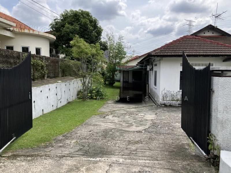 Bungalow House untuk Dijual di Petaling Jaya (Selangor) - Theresa De Silva - Exterior - PropertyGuru.com.my