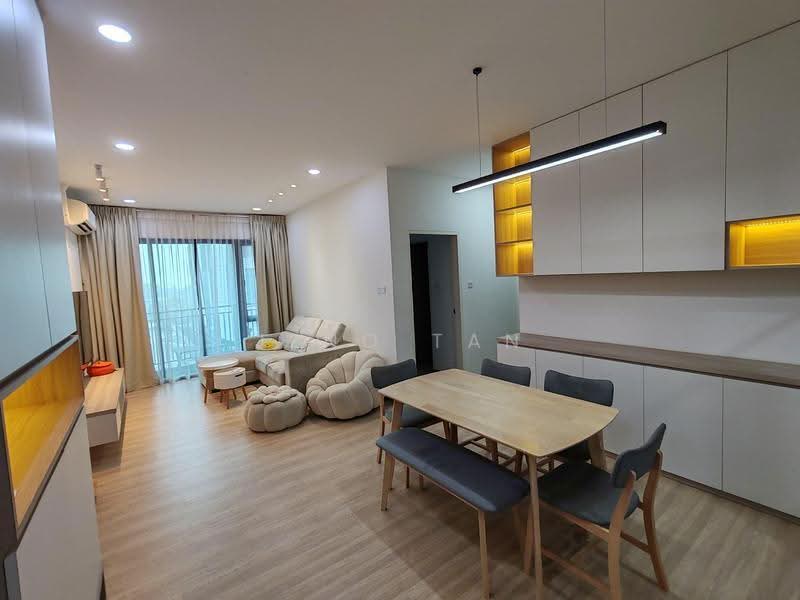 Service Residence for Rent at Vantage @ Tamu - Jeno Tan - Living Room - PropertyGuru.com.my