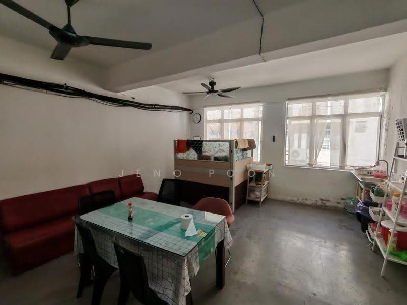 Shop / Office for Rent in Kuchai Lama (Kuala Lumpur) - Jeno Poon - Living Room - PropertyGuru.com.my