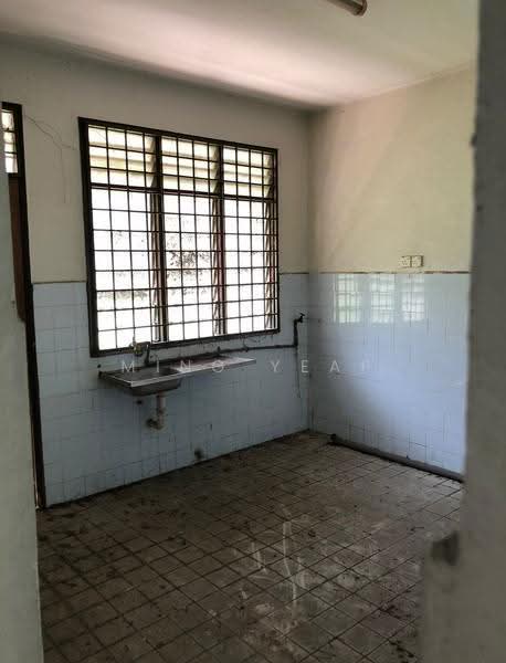 Semi-Detached House for Sale in Kempas (Johor Bahru) - Ming Yeap - Kitchen - PropertyGuru.com.my