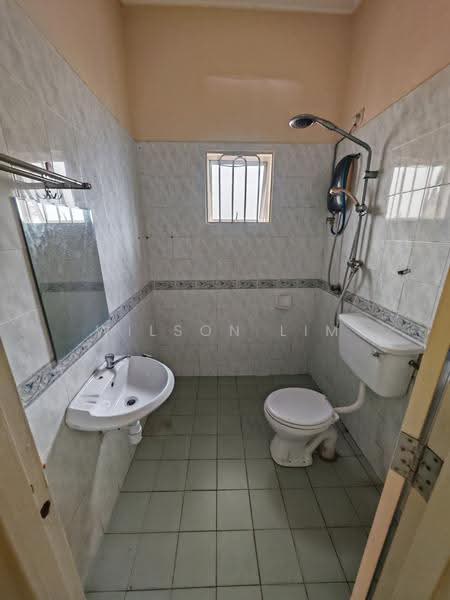 Terraced House for Sale in Bandar Bukit Tinggi (Klang) - Wilson Lim - Bathroom - PropertyGuru.com.my
