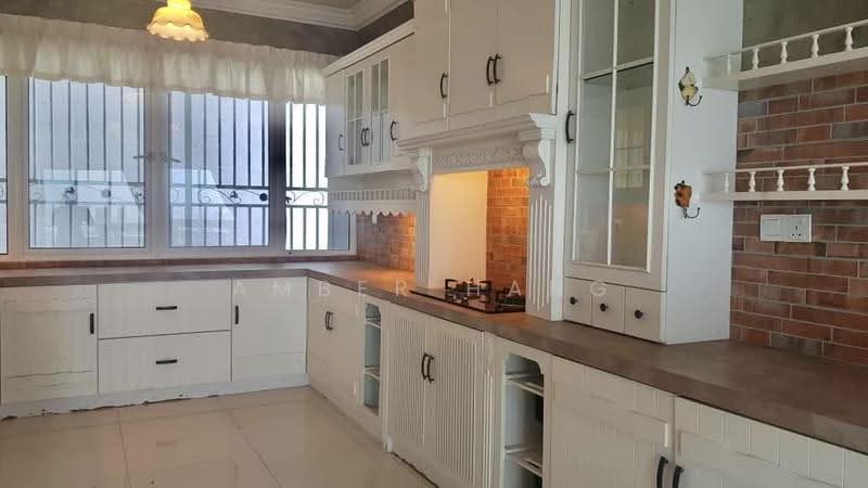 Kondominium untuk Disewa di Central Park condominium - Amber Hang - Kitchen - PropertyGuru.com.my
