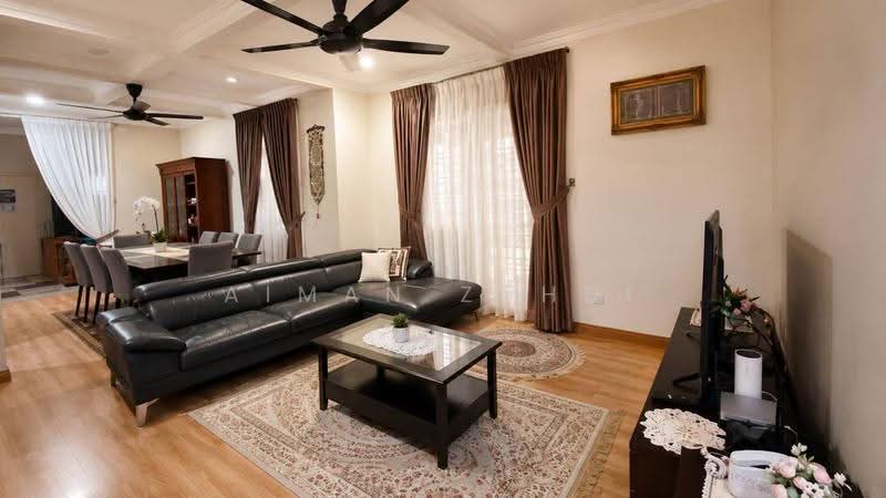 Bungalow House for Sale in Taman Puncak Perdana (Shah Alam) - AIMAN ZUHDI - Living Room - PropertyGuru.com.my