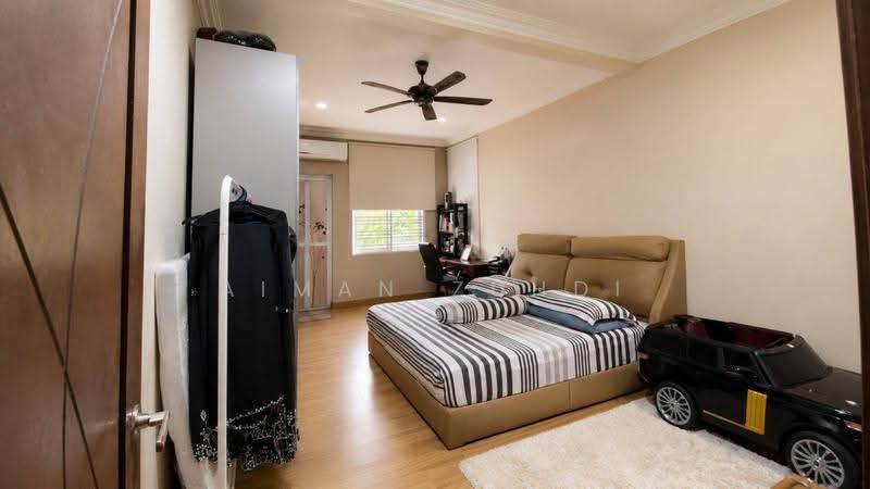 Bungalow House for Sale in Taman Puncak Perdana (Shah Alam) - AIMAN ZUHDI - Bedroom - PropertyGuru.com.my