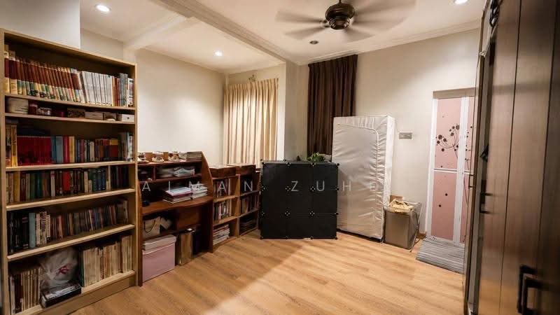 Bungalow House for Sale in Taman Puncak Perdana (Shah Alam) - AIMAN ZUHDI - Study - PropertyGuru.com.my