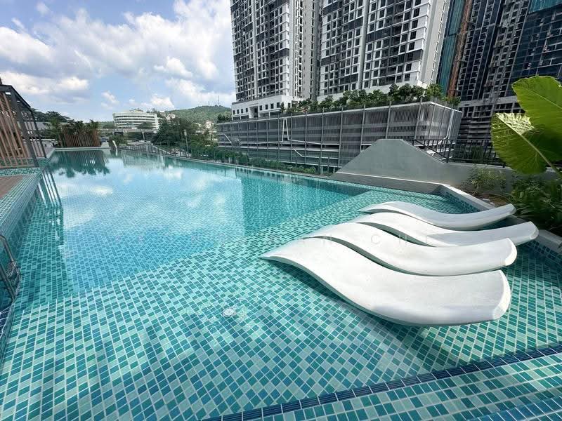 Kediaman Servis untuk Dijual di Sunway Avila Residences - Yeong Wan Chi - Pool - PropertyGuru.com.my
