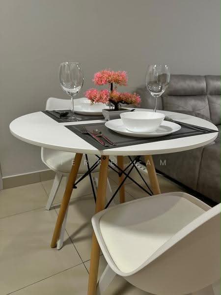 Kediaman Servis untuk Disewa di Galleria Equine Park - Pierre Lam - Dining Room - PropertyGuru.com.my