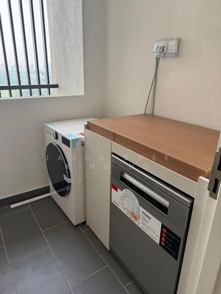 Kediaman Servis untuk Disewa di Jendela Residences - Jason Swee King Ng - Balcony - PropertyGuru.com.my