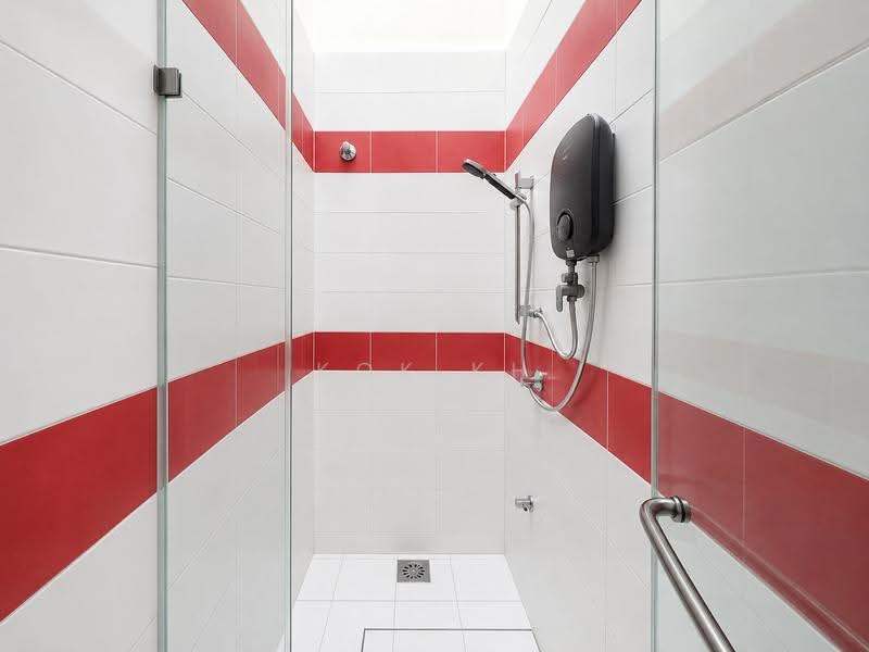 Rumah Teres 1.5-Tingkat untuk Dijual di Taman Shanghai (Jalan Klang Lama (Old Klang Road)) - Kok KH - Bathroom - PropertyGuru.com.my