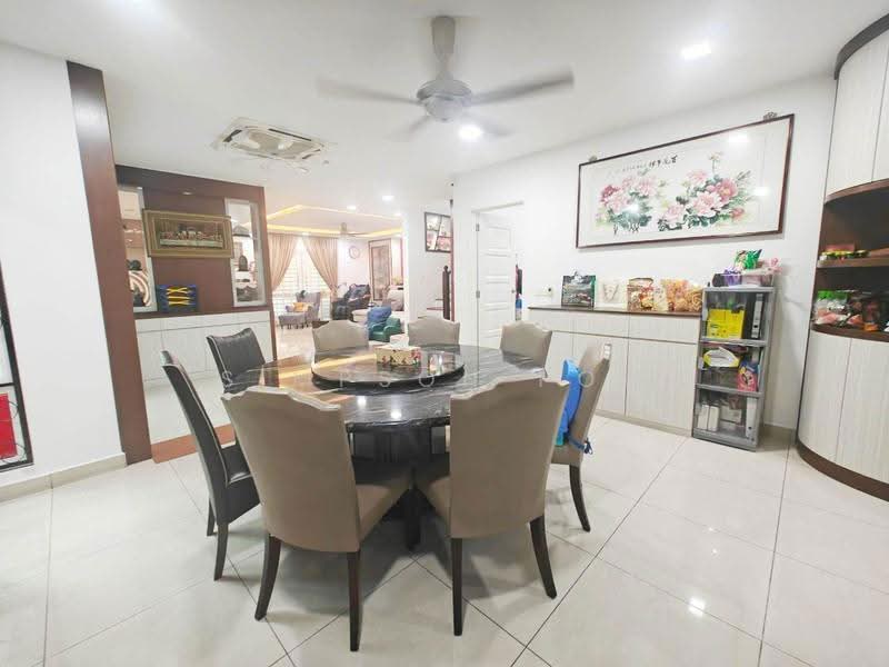 Rumah Kluster untuk Dijual di Taman Sutera Utama (Skudai) - Simpson Poh - Dining Room - PropertyGuru.com.my