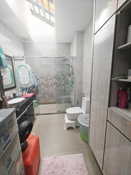 Rumah Kluster untuk Dijual di Taman Sutera Utama (Skudai) - Simpson Poh - Bathroom - PropertyGuru.com.my